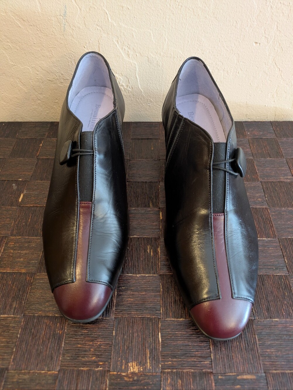 BeautiFeel 7017 Colorblock Leather Shooties Black Burgundy Sz 42 US 11 Like New